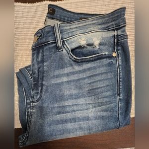 Judy blue jeans size 15/32 good, used condition, skinny fit, distressed